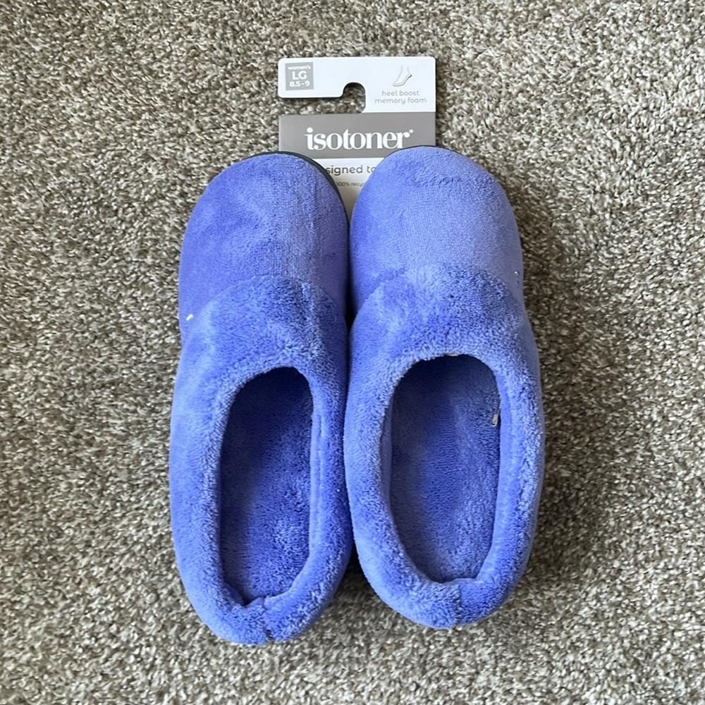 Isotoner Women’s Periwinkle Memory Foam Slippers - LG (8.5-9) - Picture 2 of 3